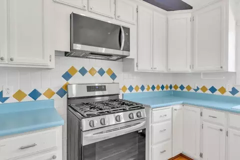 Kitchen - 5041 North Ave, Carmichael, CA 95608 photo 6 of 8