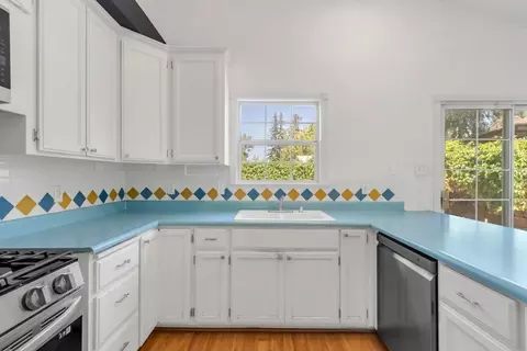Kitchen - 5041 North Ave, Carmichael, CA 95608 photo 4 of 8
