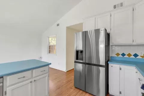 Kitchen - 5041 North Ave, Carmichael, CA 95608 photo 8 of 8
