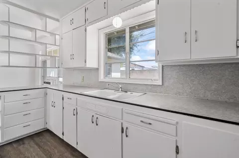 1206 S School St, Lodi, CA 95240 photo 12