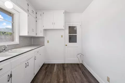 1206 S School St, Lodi, CA 95240 photo 10