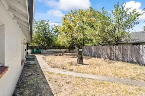 1206 S School St, Lodi, CA 95240 photo 36