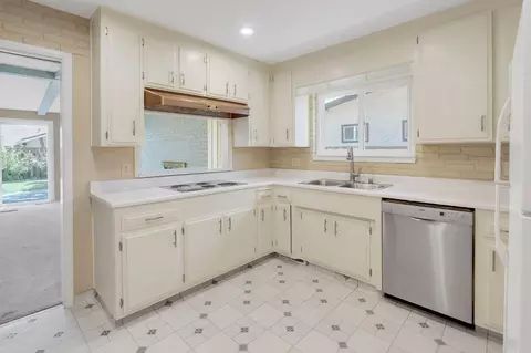 Kitchen - 1114 Redwood Ln, Davis, CA 95616 photo 2 of 2