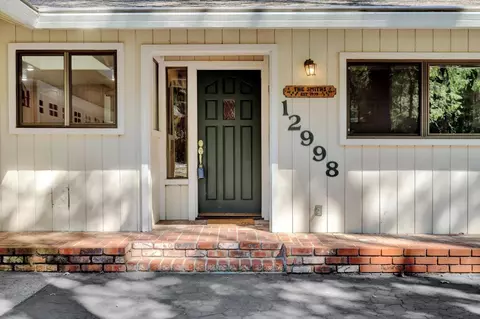 12998 Quaker Hill Cross Rd, Nevada City, CA 95959