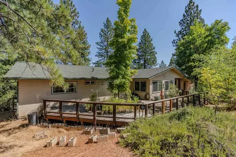 Exterior - 20895 E Warner Rd, Pine Grove, CA 95665 photo 3 of 14