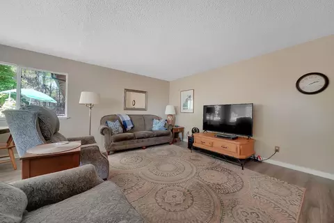 Living - 20895 E Warner Rd, Pine Grove, CA 95665 photo 5 of 6