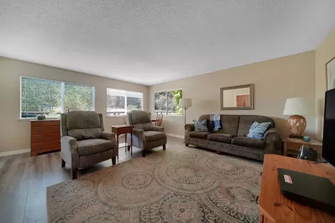 Living - 20895 E Warner Rd, Pine Grove, CA 95665 photo 4 of 6