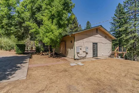Exterior - 20895 E Warner Rd, Pine Grove, CA 95665 photo 12 of 14