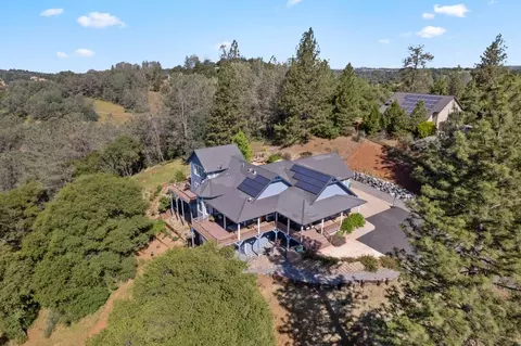View/Area - 4087 Wild Cherry Ct, Cool, CA 95614 photo 1 of 10