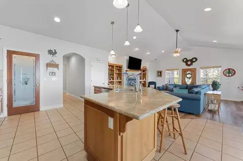 Kitchen - 4087 Wild Cherry Ct, Cool, CA 95614 photo 6 of 7
