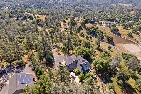 View/Area - 4087 Wild Cherry Ct, Cool, CA 95614 photo 4 of 10