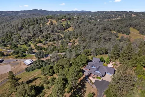 View/Area - 4087 Wild Cherry Ct, Cool, CA 95614 photo 6 of 10