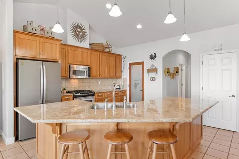 Kitchen - 4087 Wild Cherry Ct, Cool, CA 95614 photo 2 of 7