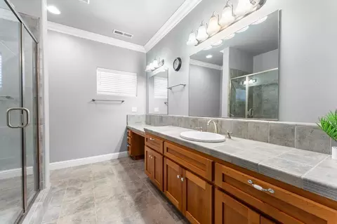 Bath - 4087 Wild Cherry Ct, Cool, CA 95614 photo 3 of 6