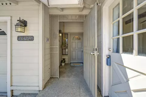 Entry Way - 3129 Pembroke Dr, Modesto, CA 95350 photo 1 of 2