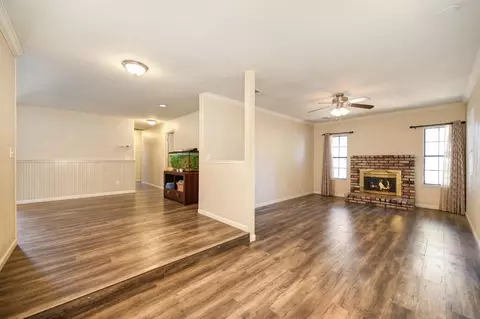 Living - 3129 Pembroke Dr, Modesto, CA 95350 photo 1 of 3