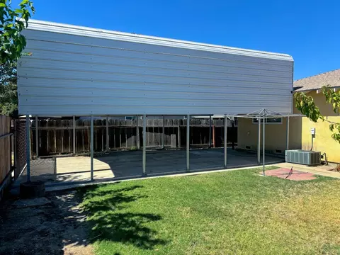 320 E Tuolumne Rd, Turlock, CA 95382 photo 22