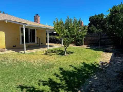 320 E Tuolumne Rd, Turlock, CA 95382 photo 25