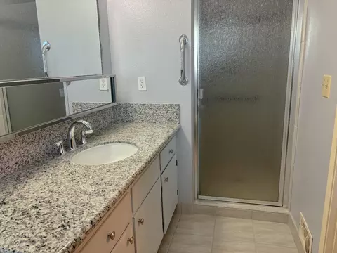 320 E Tuolumne Rd, Turlock, CA 95382 photo 17