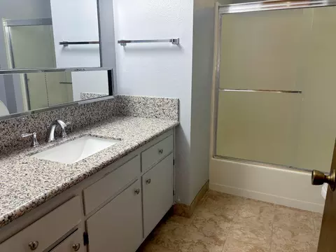 320 E Tuolumne Rd, Turlock, CA 95382 photo 13