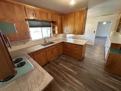 5737 E Keyes Rd, Turlock, CA 95382 photo 13