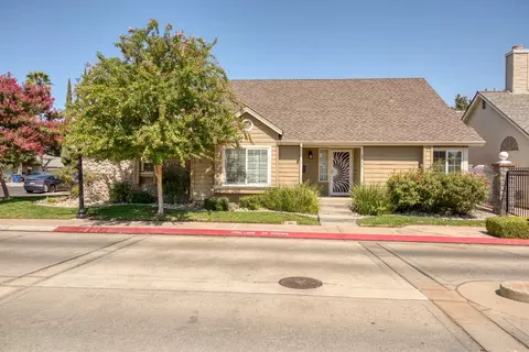 Exterior - 2152 Cobblestone Mnr, Modesto, CA 95355 photo 3 of 10