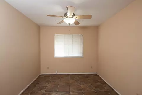 Bedroom - 2152 Cobblestone Mnr, Modesto, CA 95355 photo 1 of 5