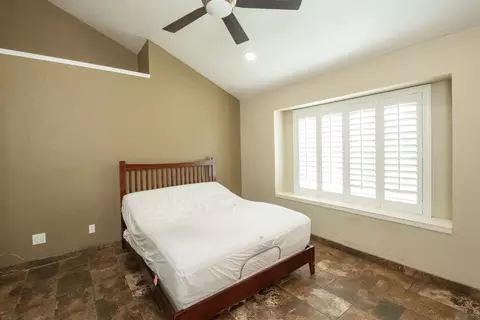 Bedroom - 2152 Cobblestone Mnr, Modesto, CA 95355 photo 3 of 5