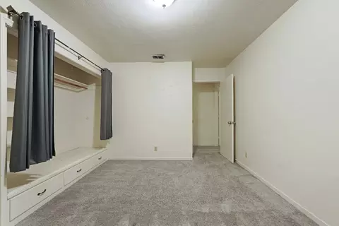 5719 North Ave, Carmichael, CA 95608 photo 22