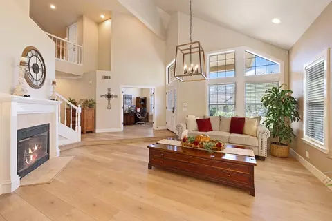 935 Interlaken Dr, Lodi, CA 95242 photo 9