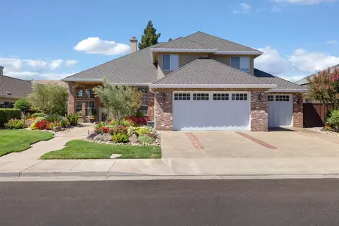 935 Interlaken Dr, Lodi, CA 95242 photo 3