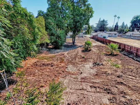 View/Area - 463 Weaver Ave, Merced, CA 95341 photo 18 of 19