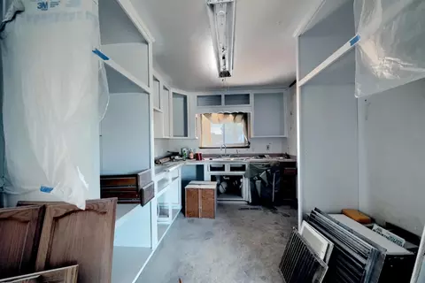 Kitchen - 463 Weaver Ave, Merced, CA 95341 photo 1 of 3