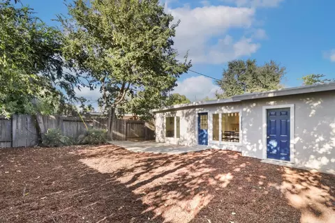 Exterior - 903 Gregory Pl, Davis, CA 95616 photo 3 of 4