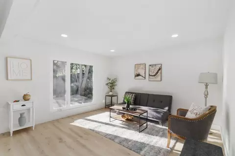 Living - 903 Gregory Pl, Davis, CA 95616 photo 1 of 2