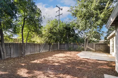 Exterior - 903 Gregory Pl, Davis, CA 95616 photo 1 of 4