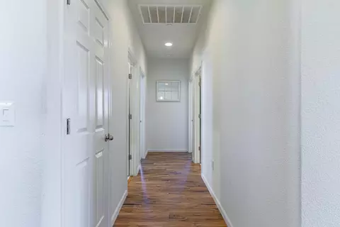 Entry Way - 21208 Grapevine Dr, Patterson, CA 95363 photo 7 of 7