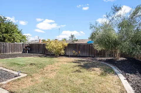 Exterior - 730 Laurel Ave, Gustine, CA 95322 photo 8 of 8