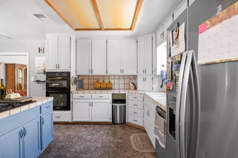 Kitchen - 730 Laurel Ave, Gustine, CA 95322 photo 4 of 4