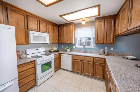 820 Altamont Ct, Modesto, CA 95358 photo 8
