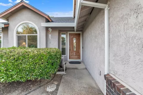 118 Barrows Way, Folsom, CA 95630 photo 4