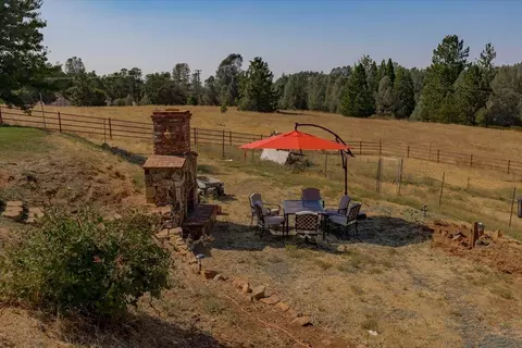 Exterior - 2989 Highgrade St, Placerville, CA 95667 photo 17 of 29