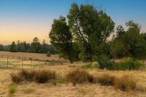 Exterior - 2989 Highgrade St, Placerville, CA 95667 photo 9 of 29