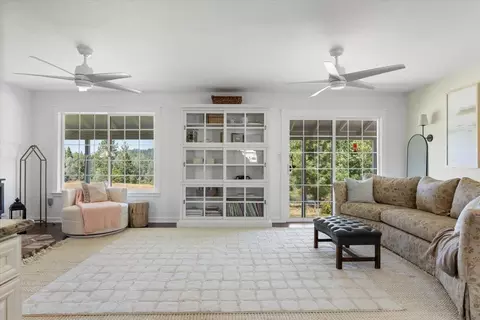 Living - 2989 Highgrade St, Placerville, CA 95667 photo 2 of 7