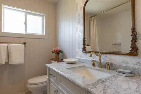 Bath - 2989 Highgrade St, Placerville, CA 95667 photo 1 of 3