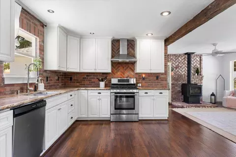 Kitchen - 2989 Highgrade St, Placerville, CA 95667 photo 1 of 3