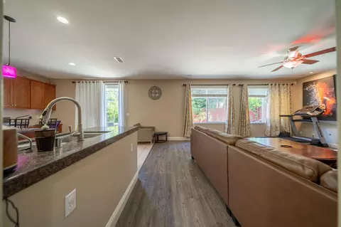 4004 Rancho Mesa Ct, Modesto, CA 95356 photo 8