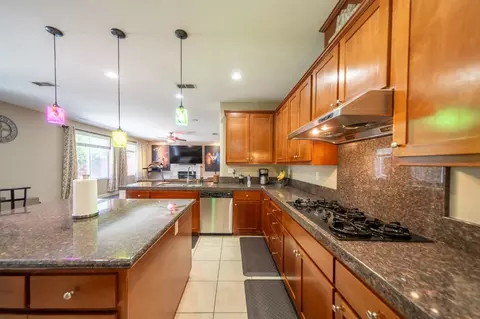 4004 Rancho Mesa Ct, Modesto, CA 95356 photo 9