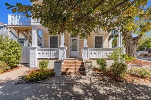 2461 Castro Way, Sacramento, CA 95818