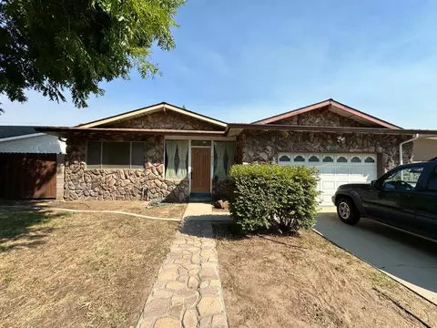 1809 Skylane Way, Modesto, CA 95350 photo 1